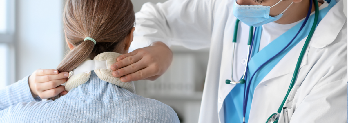 Воротничок Шанца: показания и сочетание с поддержкой поясницы